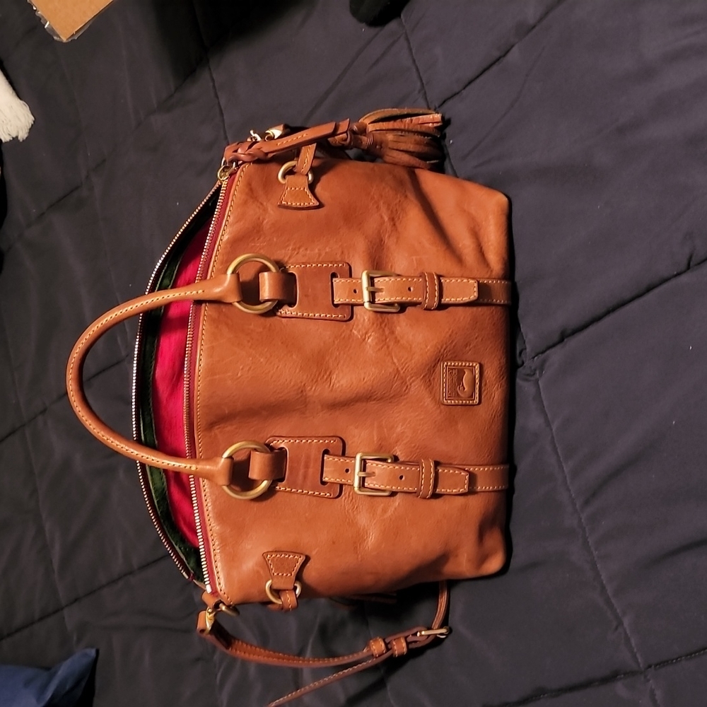Dooney Bourke leather purse